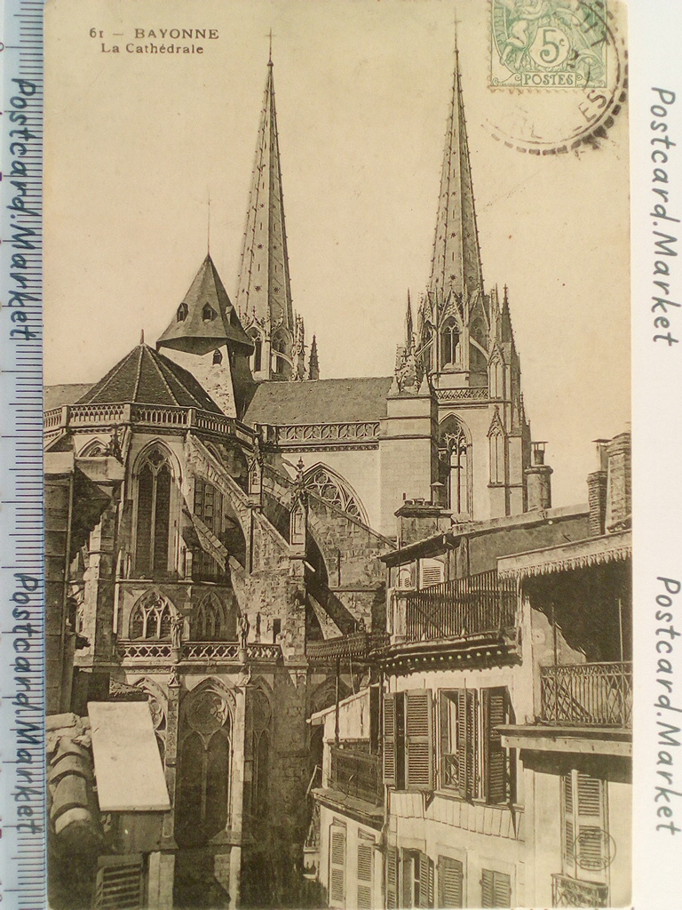 /France/FR_place_19xx_BAYONNE. La Cathedrale.jpg